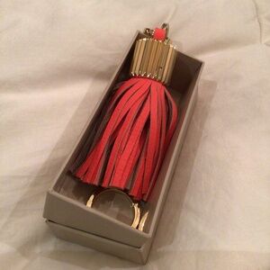 Handbag decorative tassel.